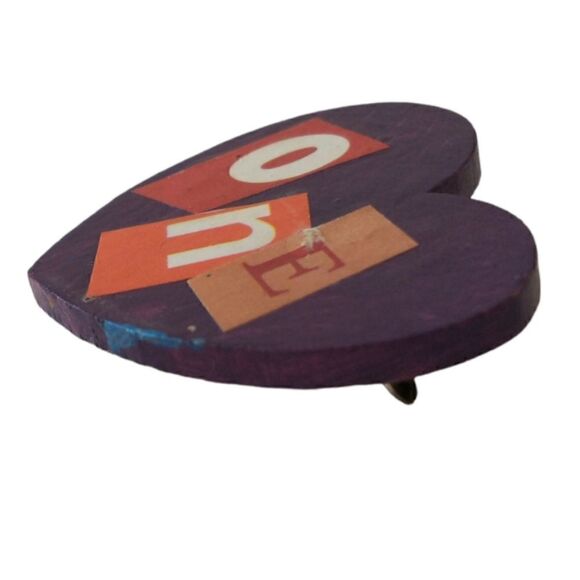 Valentines Day Brooch Heart One Pin Wood Handpainted Folk Art Simple Purple. - Picture 4 of 16